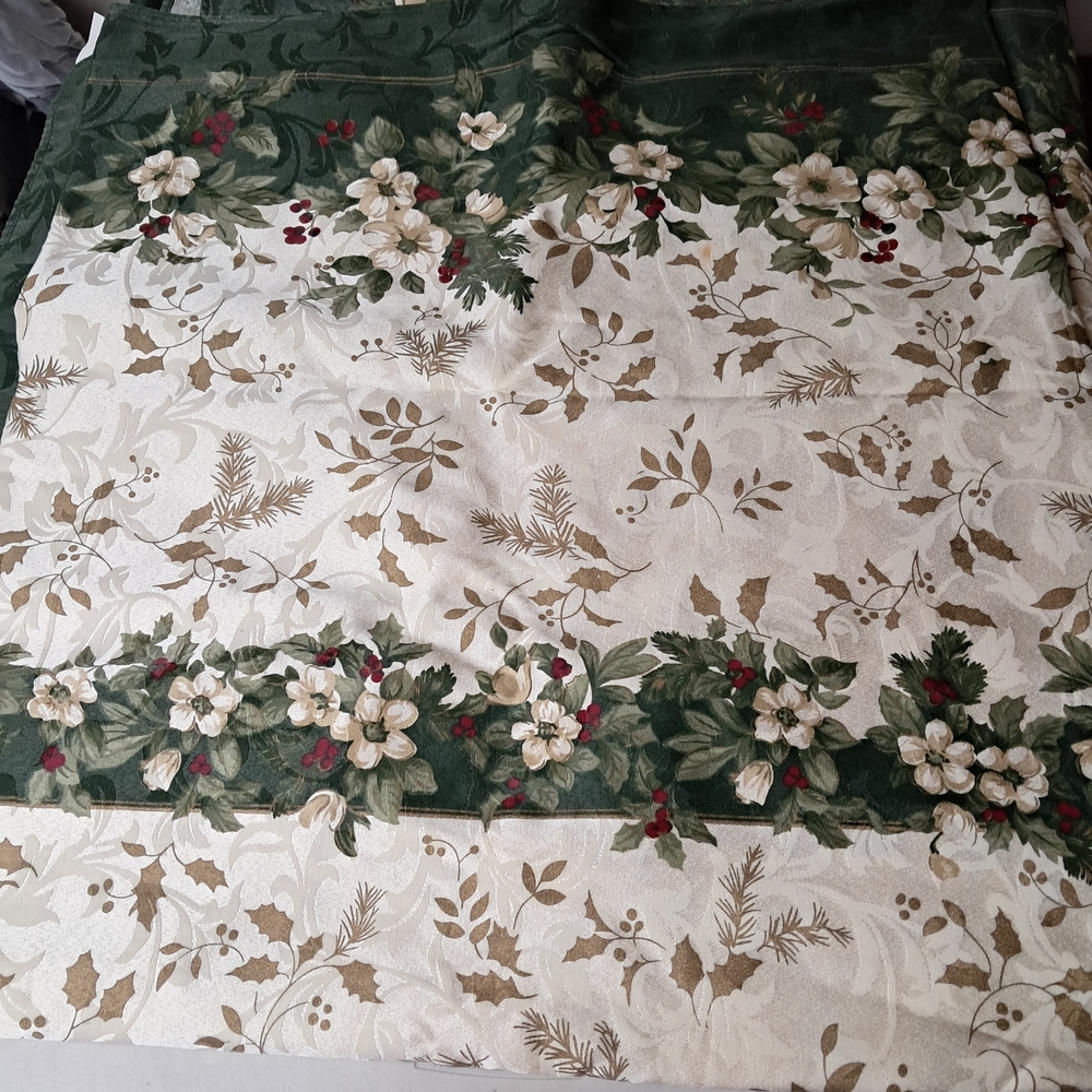 Floral Green and Cream Tablecloth